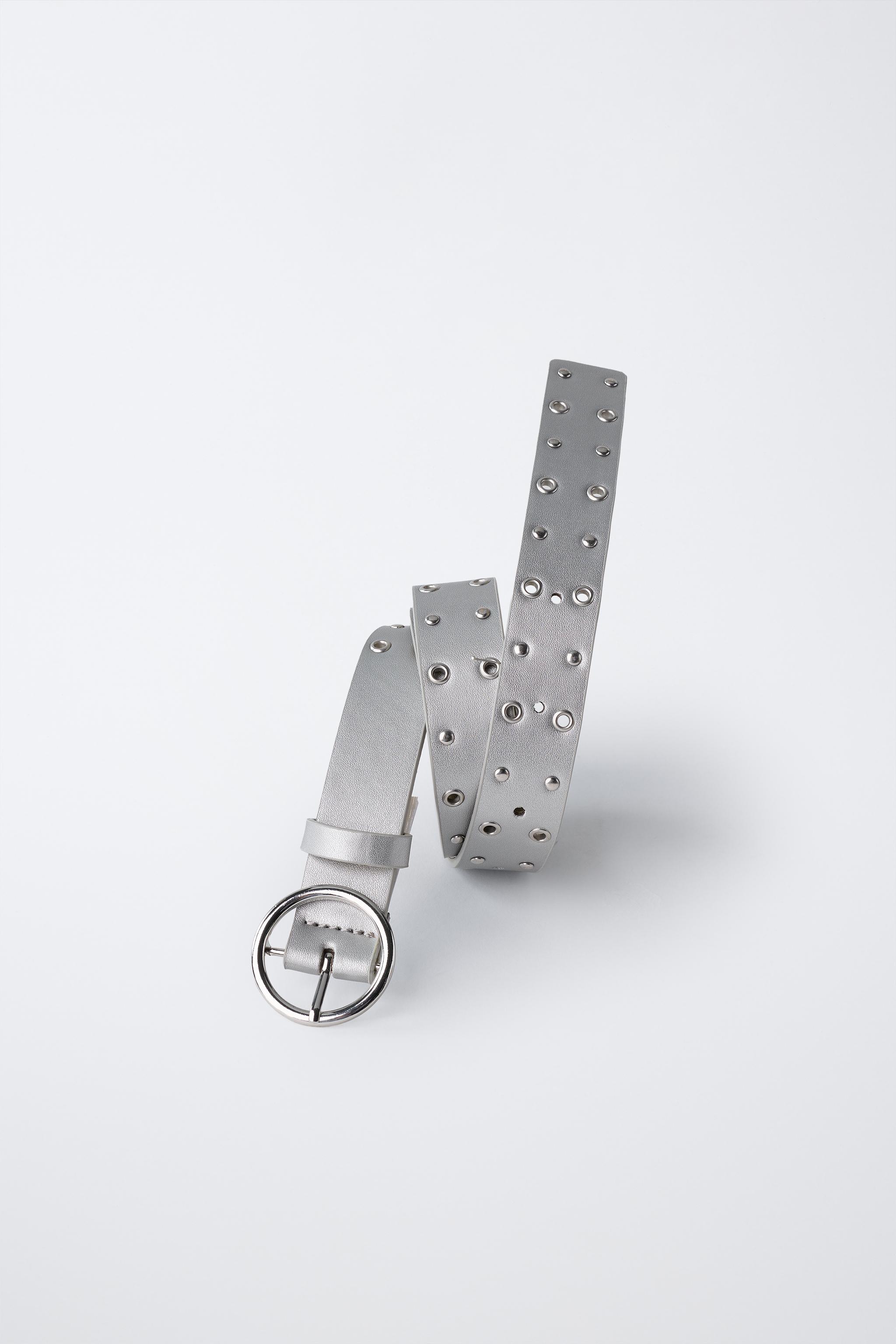 CEINTURE À CLOUS MÉTALLIQUE